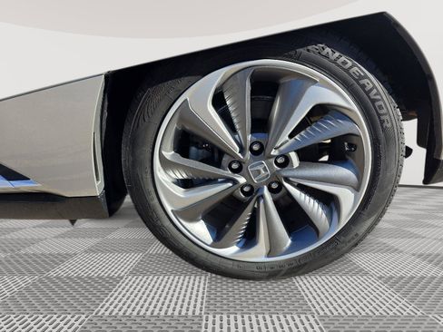 Used 2019 Honda Clarity Plug-In Hybrid image 23