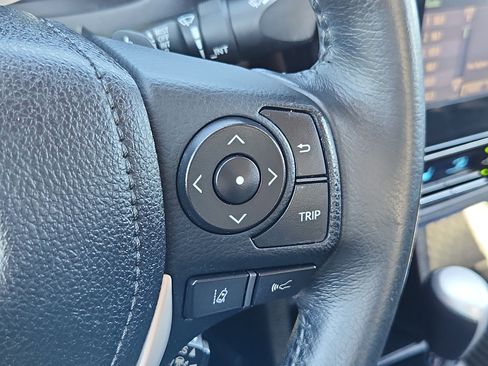 Used 2019 Toyota Corolla SE w/ Body Protection Package FWD image 21
