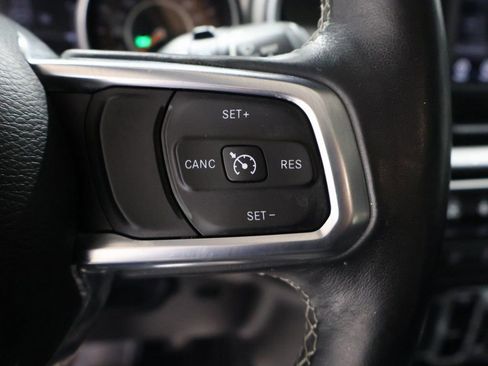 Certified 2018 Jeep Wrangler Unlimited Sahara w/ Cold Weather Group image 37