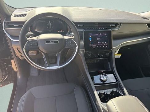 New 2026 Jeep Grand Cherokee Laredo image 15