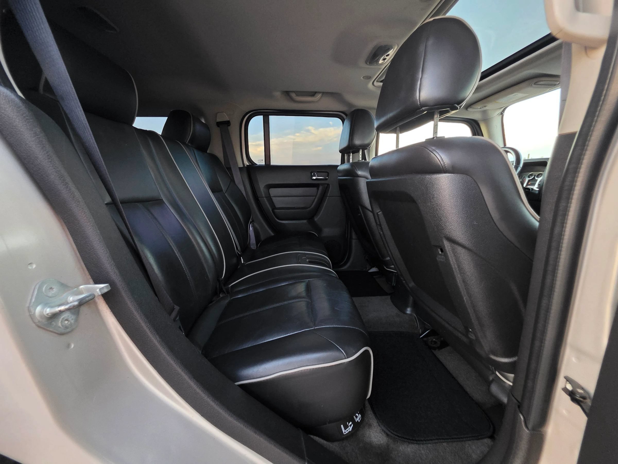 Used 2006 HUMMER H3 AWD/4WD image 15