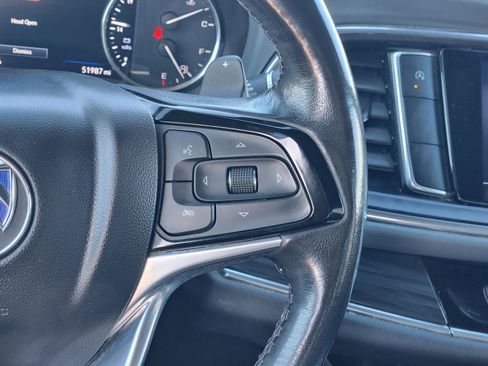 Used 2022 Buick Enclave Premium image 27