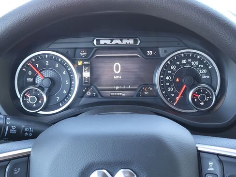 New 2026 RAM 1500 Express AWD/4WD image 13