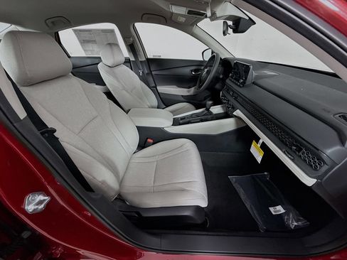 New 2025 Honda Accord LX image 32