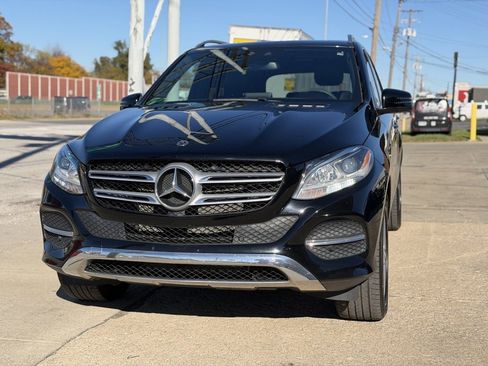 Used 2018 Mercedes-Benz GLE 350 4MATIC image 2