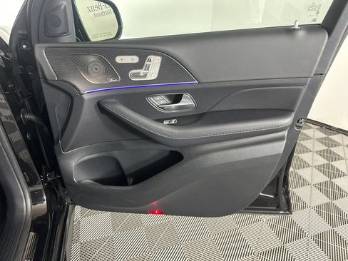 Certified 2025 Mercedes-Benz GLS 450 4MATIC image 15