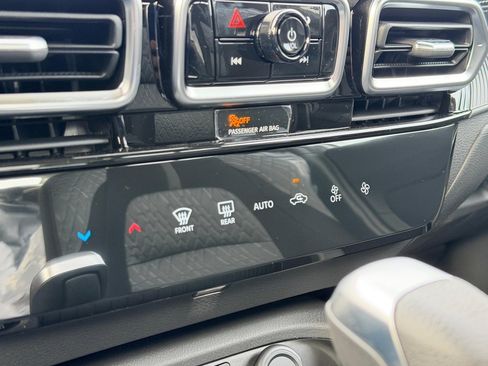 New 2026 Nissan Sentra SV image 12