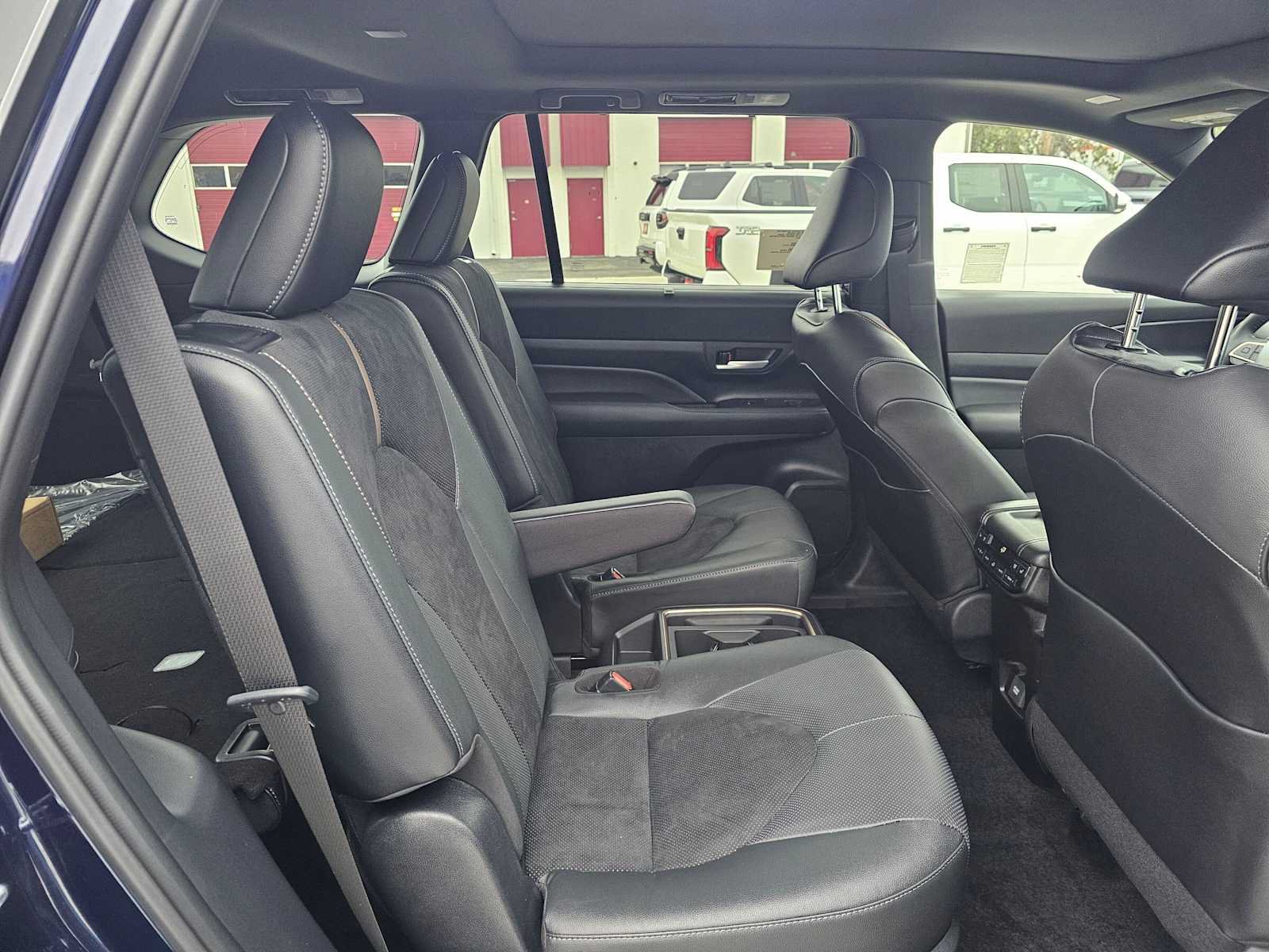 New 2026 Toyota Grand Highlander AWD Hybrid image 12
