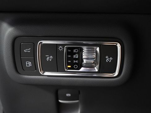 New 2026 Lincoln Nautilus Reserve AWD/4WD image 22
