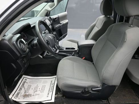 Used 2020 Toyota Tacoma SR w/ SX Package image 12