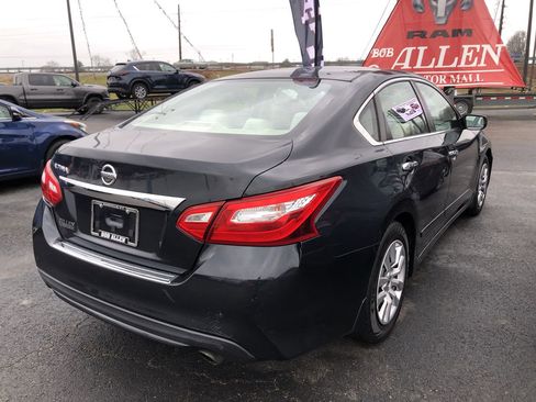 Used 2016 Nissan Altima 2.5 S w/ Power Driver Seat Package image 5