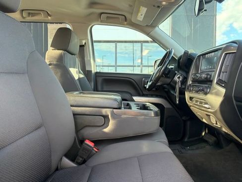 Used 2018 Chevrolet Silverado 1500 LT w/ All Star Edition AWD/4WD image 9