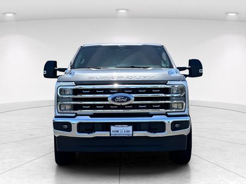 Used 2024 Ford F250 Lariat AWD/4WD image 6