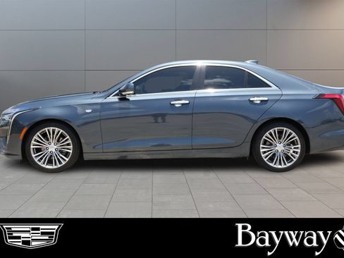 Certified 2025 Cadillac CT4 Premium Luxury RWD image 5