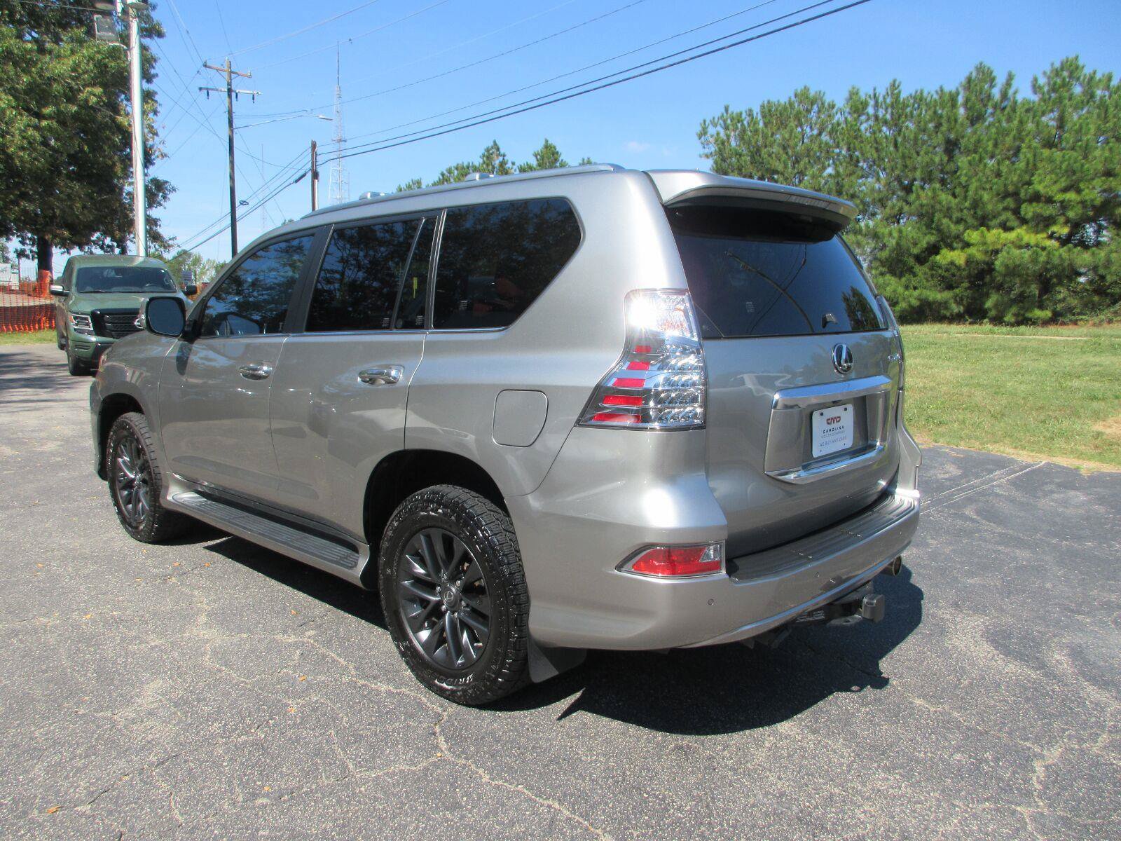 Used 2022 Lexus GX 460 Premium w/ Premium Plus Package AWD/4WD image 7