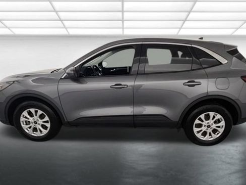 Used 2023 Ford Escape Active w/ Tech Pack #2 AWD/4WD image 4