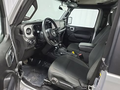 Used 2024 Jeep Wrangler Sport AWD/4WD image 28