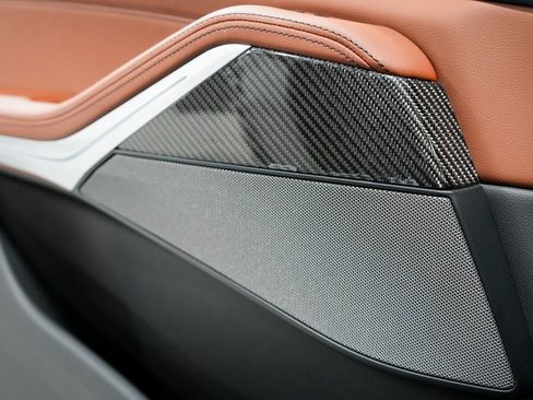 Used 2025 BMW X5 M60i image 38