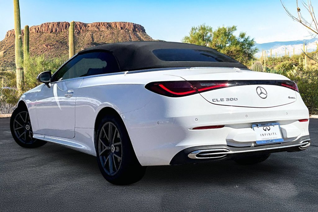 Used 2025 Mercedes-Benz CLE 300 4MATIC Cabriolet image 13