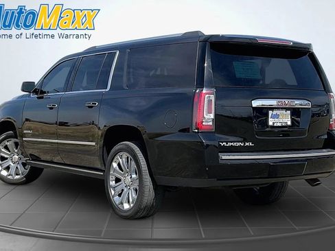 Used 2017 GMC Yukon XL Denali w/ Open Road Package AWD/4WD image 5