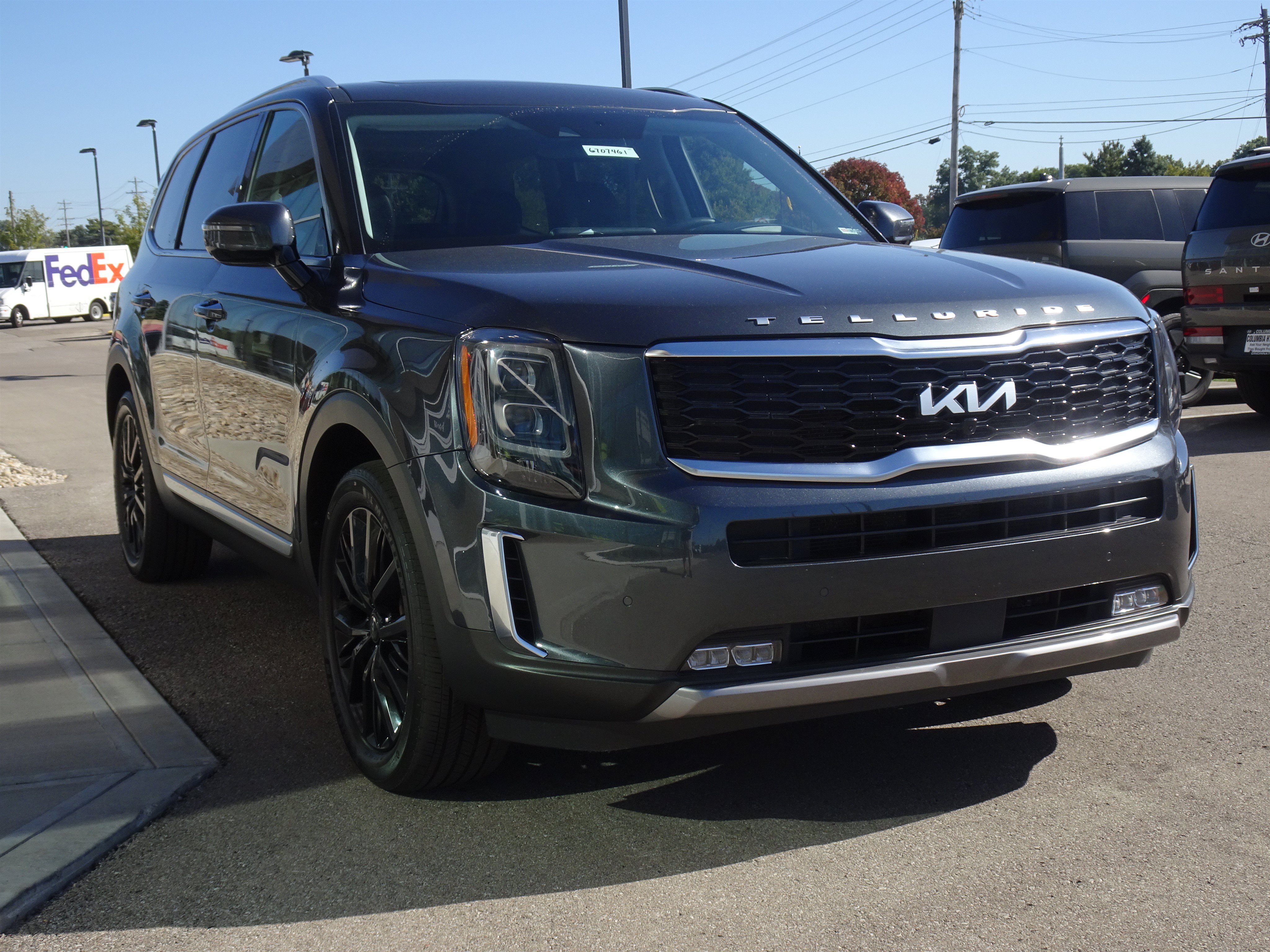 Used 2022 Kia Telluride SX w/ SX Prestige Package AWD/4WD image 6