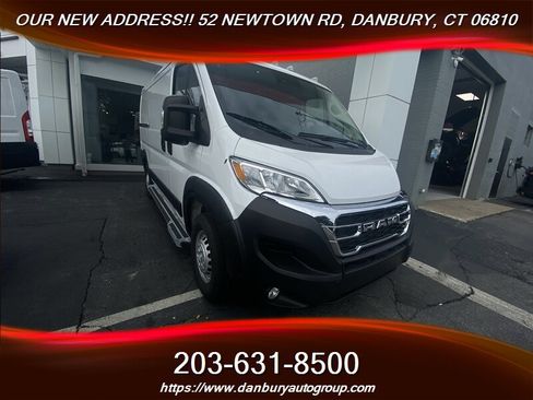 Used 2025 RAM ProMaster 2500 w/ U-Haul Equipment Group FWD image 12