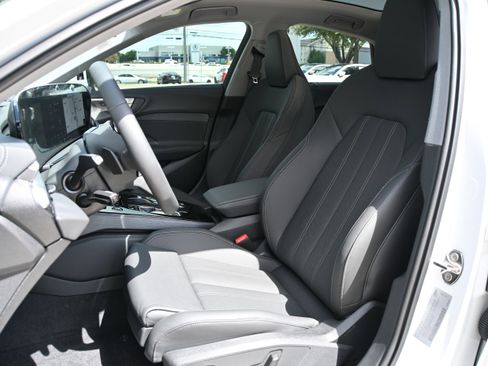 Used 2025 Audi A5 2.0T Premium Plus image 15