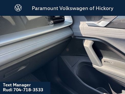 New 2026 Volkswagen Tiguan SE FWD image 27