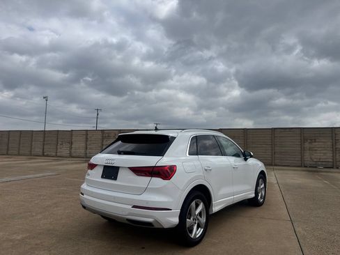 Used 2020 Audi Q3 2.0T Premium w/ Convenience Package AWD/4WD image 20