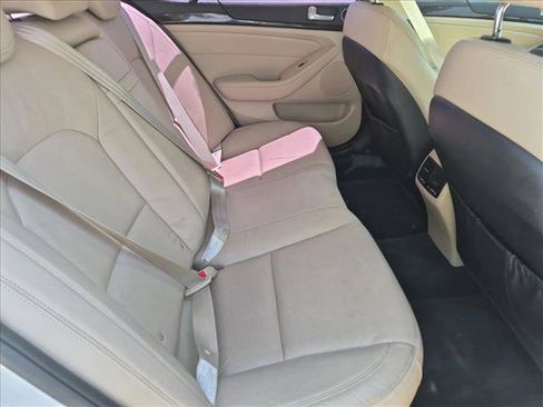 Used 2014 Kia Cadenza Premium FWD image 28