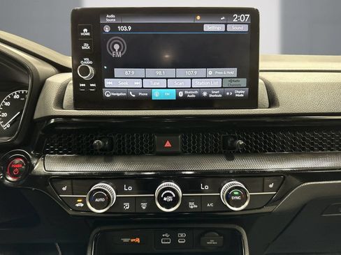 Used 2025 Honda CR-V Sport Touring image 19