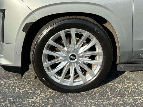 Certified 2023 Cadillac Escalade ESV Premium Luxury w/ Performance Package image 5