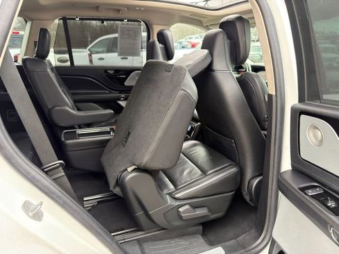 Used 2021 Lincoln Aviator Reserve w/ Equipment Group 202A image 12