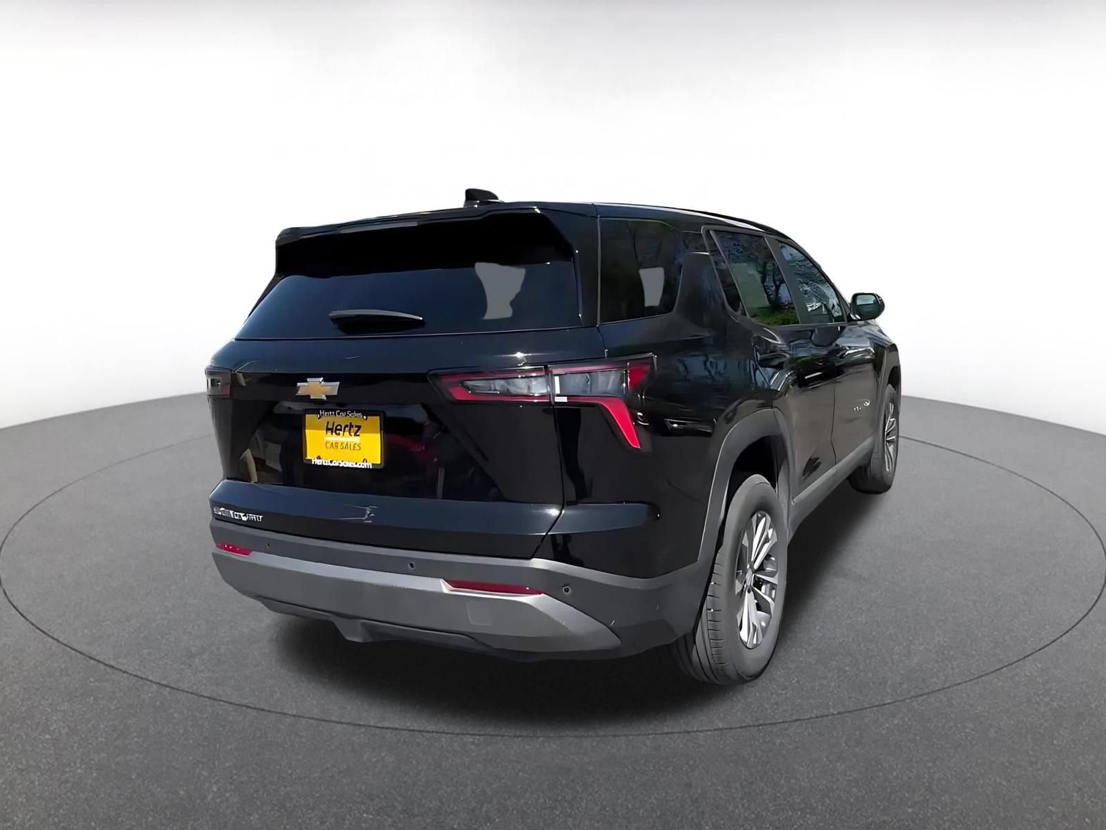 Used 2025 Chevrolet Equinox LT AWD/4WD image 13