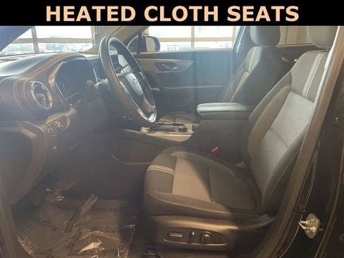 Used 2025 Chevrolet Blazer LT image 25
