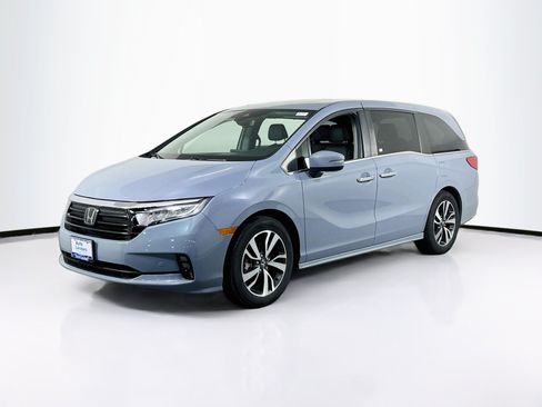 Used 2023 Honda Odyssey Touring image 1