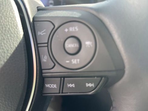 Used 2025 Toyota RAV4 Limited image 18