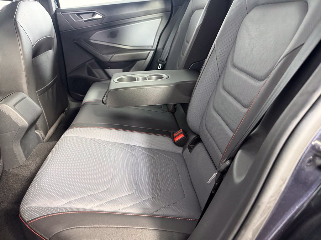 Used 2025 Volkswagen Jetta GLI Autobahn FWD image 18