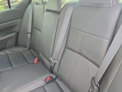 Used 2024 Nissan Altima 2.5 SR w/ SR Premium Package image 12