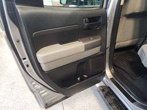 Used 2012 Toyota Tundra 4x4 Double Cab image 14