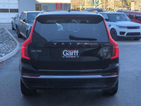 Used 2023 Volvo XC90 B5 Plus w/ Protection Package Premier image 4