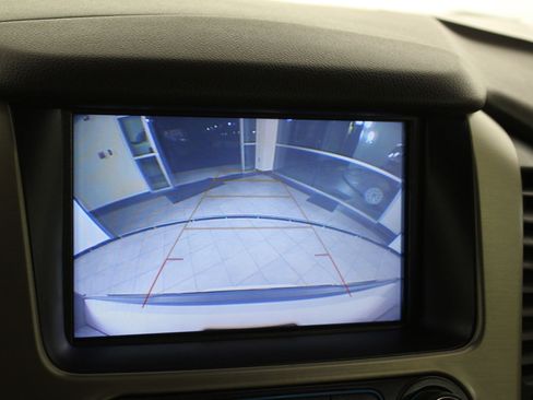 Used 2019 GMC Yukon XL Denali image 30