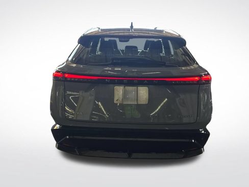 Used 2024 Nissan Ariya FWD image 6