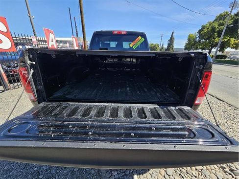 Used 2013 RAM 1500 Express RWD image 31