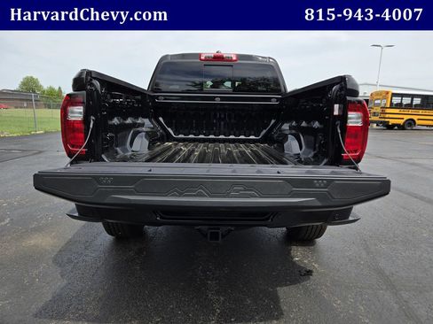 Certified 2026 GMC Canyon AT4 AWD/4WD image 32