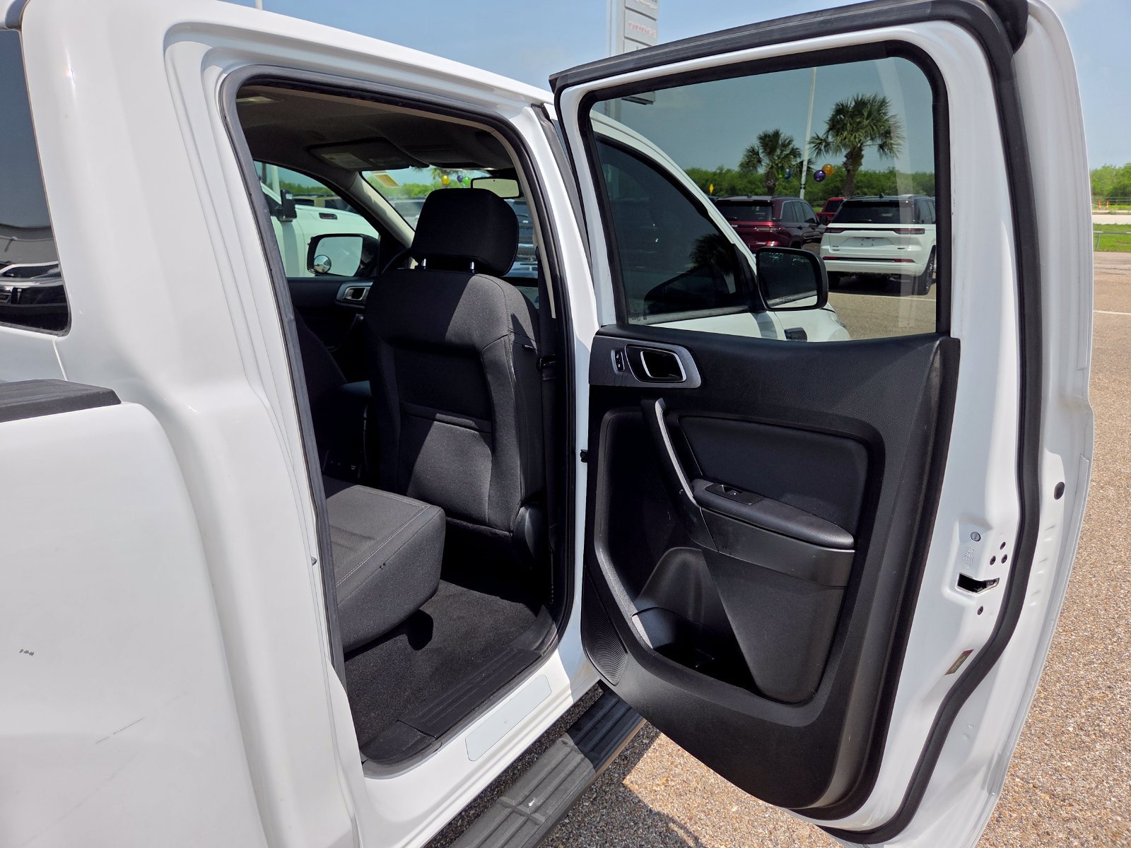 Used 2022 Ford Ranger XLT w/ Equipment Group 301A Mid RWD image 18