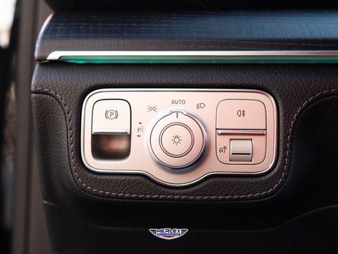 Used 2021 Mercedes-Benz GLS 580 4MATIC image 42