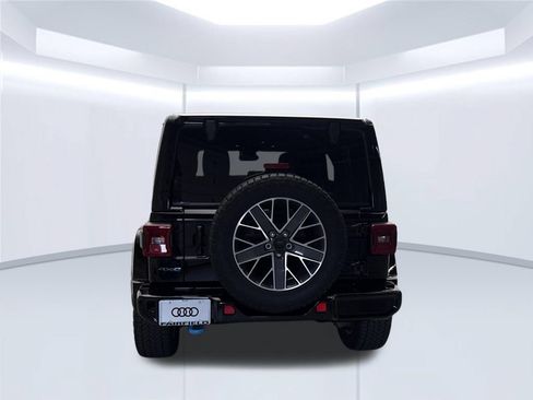 Used 2024 Jeep Wrangler High Altitude AWD/4WD image 7