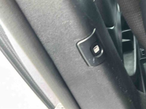 Used 2019 Dodge Grand Caravan GT FWD image 18