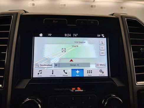 Used 2016 Ford F150 Lariat w/ Equipment Group 501A Mid AWD/4WD image 5